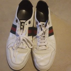 Gucci Men are low top sneaker